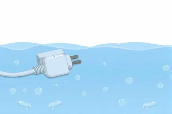 泰迪熊系列-梦见别人往自己身上扔一条小蛇插图 泰迪熊系列-梦见别人往自己身上扔一条小蛇插图